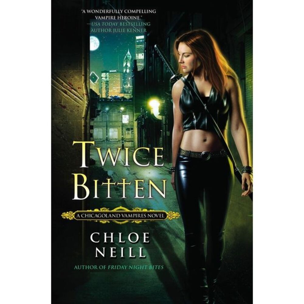 Twice Bitten -- Chloe Neill